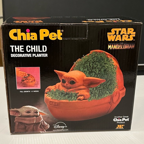 Baby Yoda Chia Pet Tar Wars The Child Grogu Mandalorian Limited Edition New - Picture 3 of 5